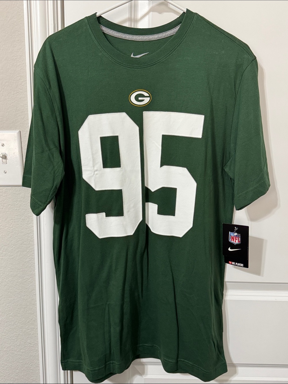 🏈NEW! Nike Green Bay Packers tee